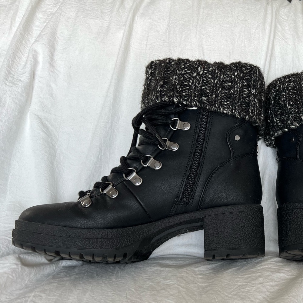 Circus by Sam Edelman - Cardigan laced up boots
